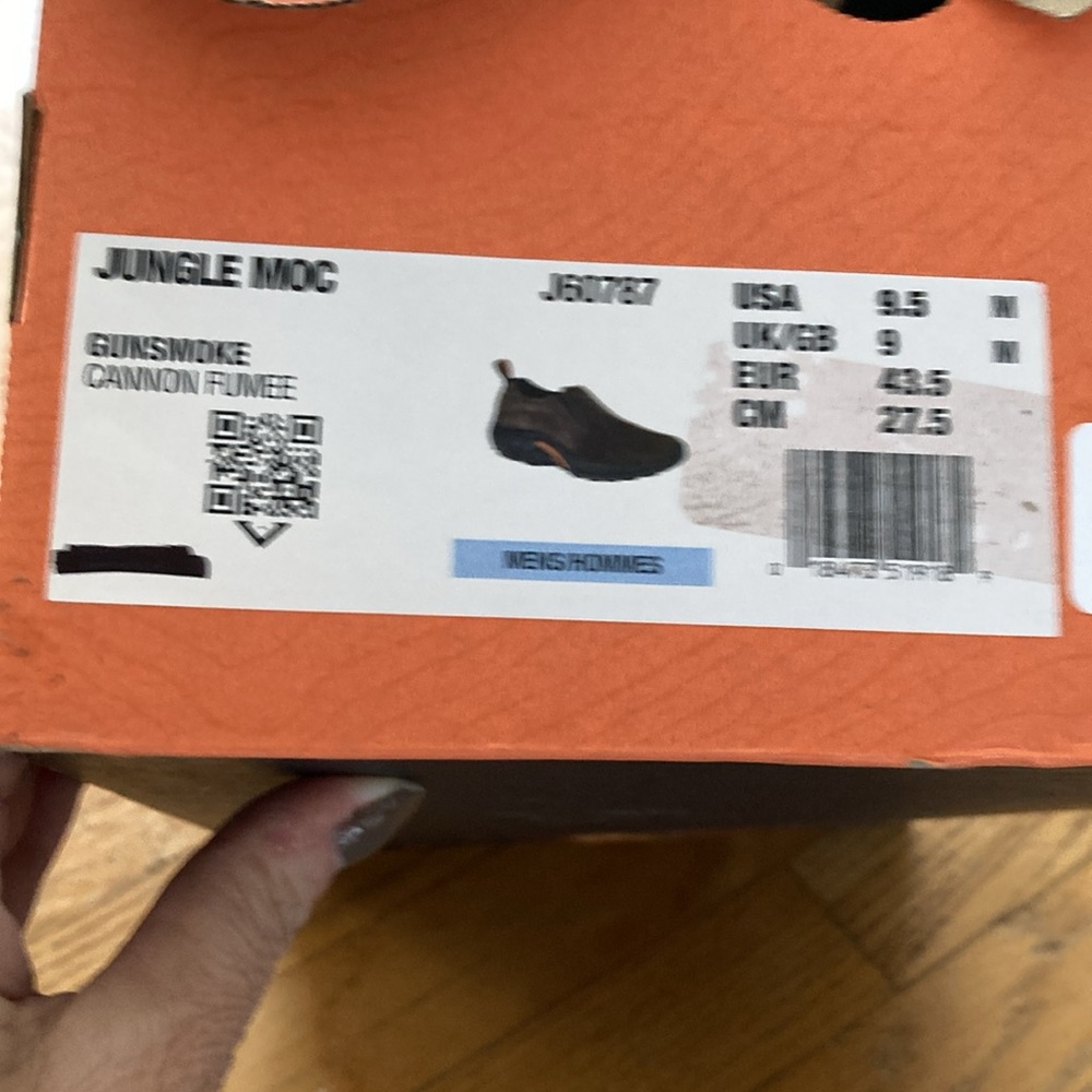 NWOT Merrell Men’s shoe. Brand new. Size doesn’t fit - Picture 6 of 6